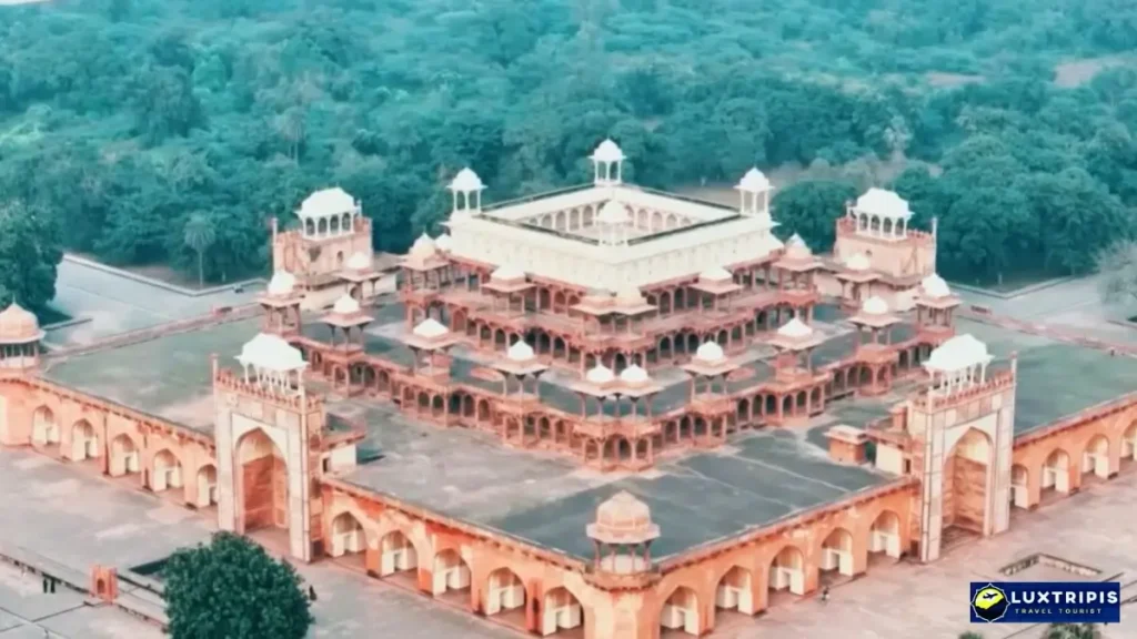 How Much Tourist Guide Charge at Akbar Mausoleum Agra अकबर मकबरा गाइड शुल्क जानकारी 4 Best Time to Visit Akbar Mausoleum 2025 (Seasonal Guide)